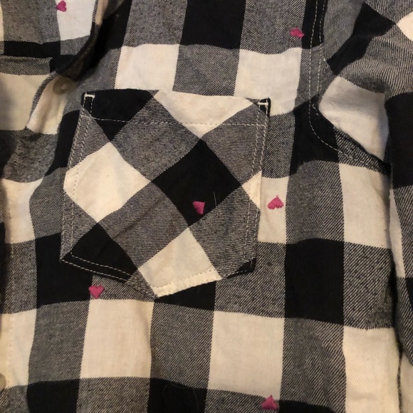 Black and white flannel top - Picture 2 of 4